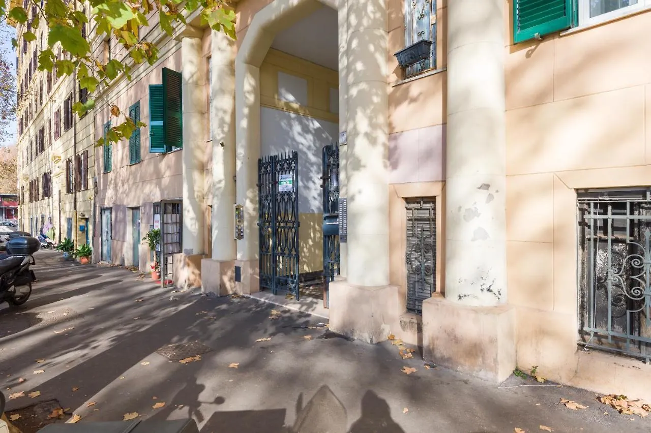 Casa Satrico Apartment Rome Italy